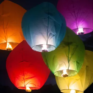 10 Sky Lanterns_ ASSORTED COLOURS