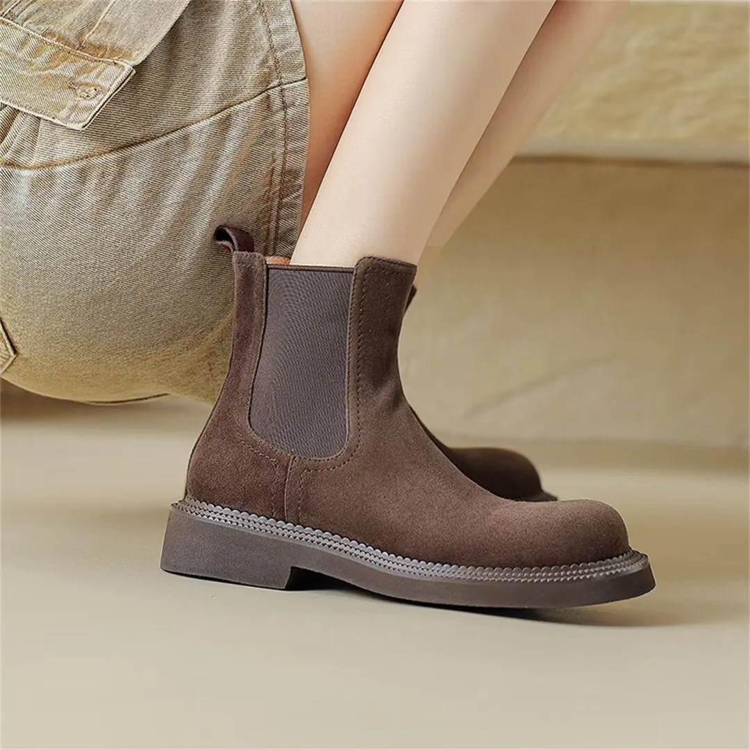 Casual Comfort RoundToe Ankle Boots