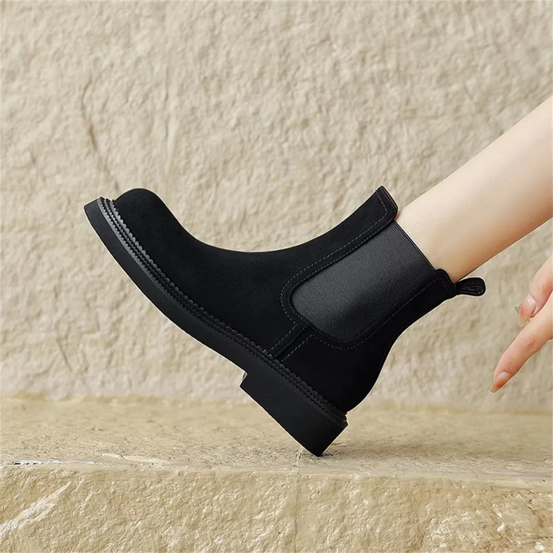 Casual Comfort RoundToe Ankle Boots