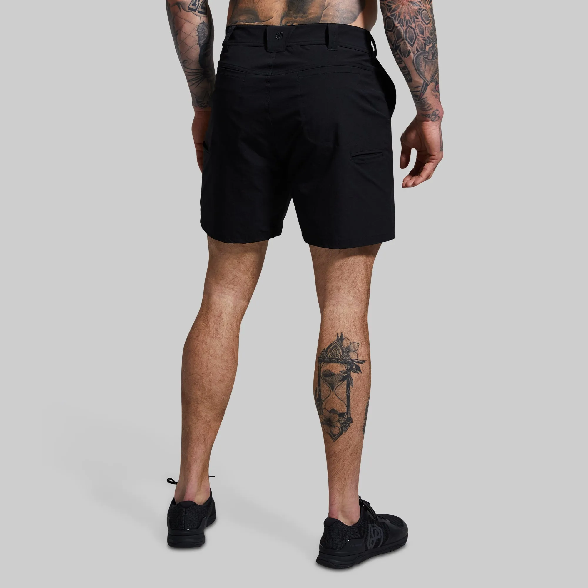 Traverse Short 7" (Black)